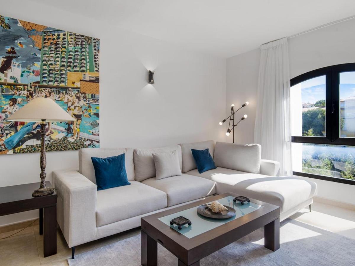 Apartamento De 2 Dormitorios En Playas Del Duque มาร์เบยา ภายนอก รูปภาพ