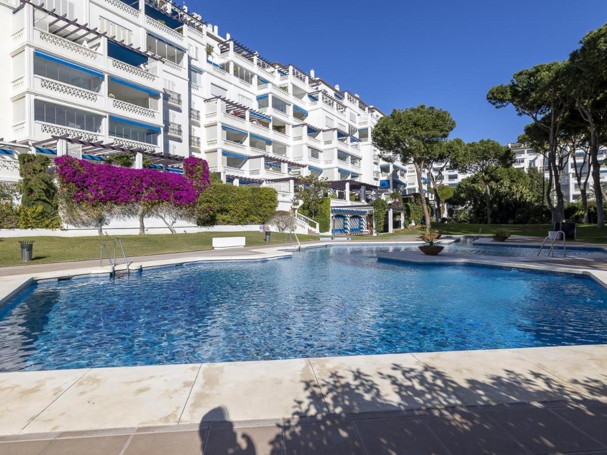 Apartamento De 2 Dormitorios En Playas Del Duque มาร์เบยา ภายนอก รูปภาพ