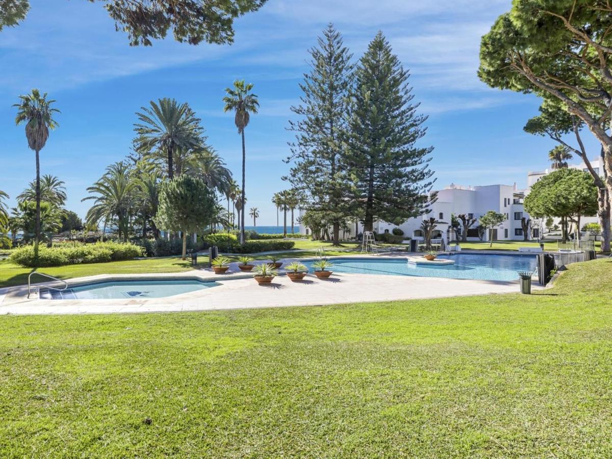 Apartamento De 2 Dormitorios En Playas Del Duque มาร์เบยา ภายนอก รูปภาพ