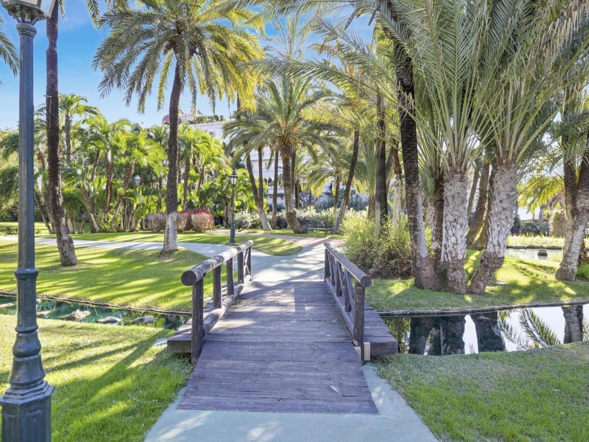 Apartamento De 2 Dormitorios En Playas Del Duque มาร์เบยา ภายนอก รูปภาพ