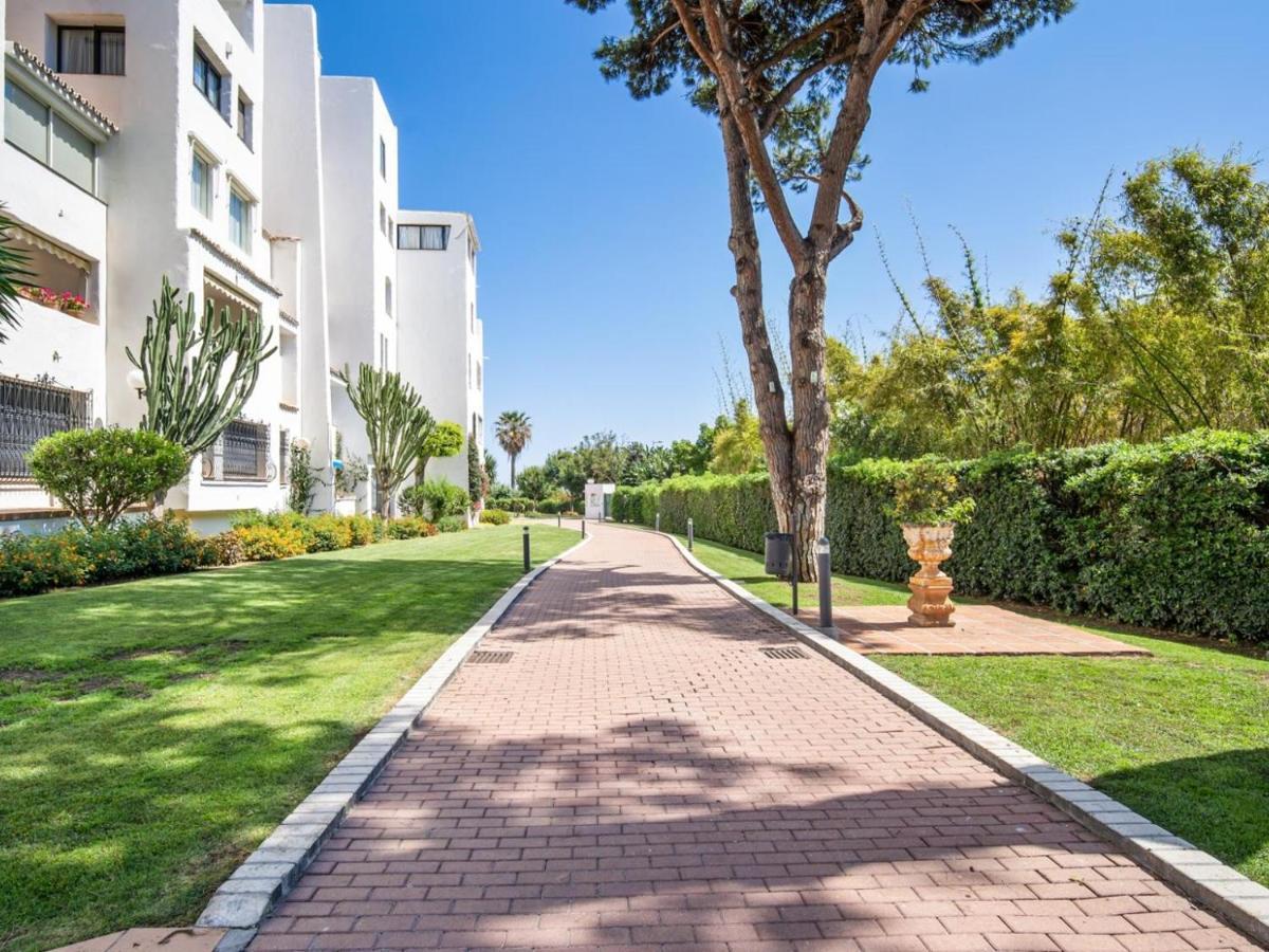 Apartamento De 2 Dormitorios En Playas Del Duque มาร์เบยา ภายนอก รูปภาพ